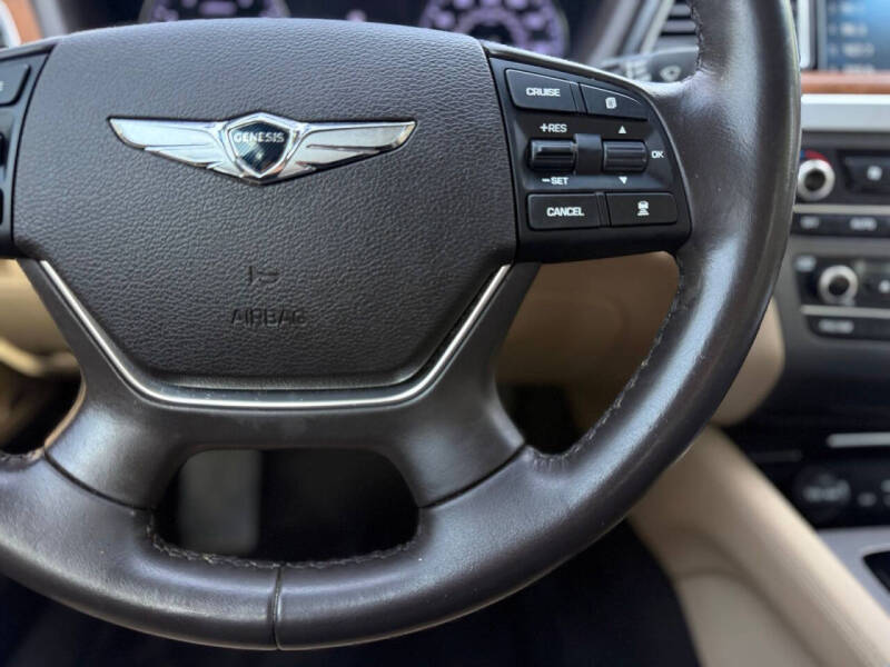 2017 Genesis G80
