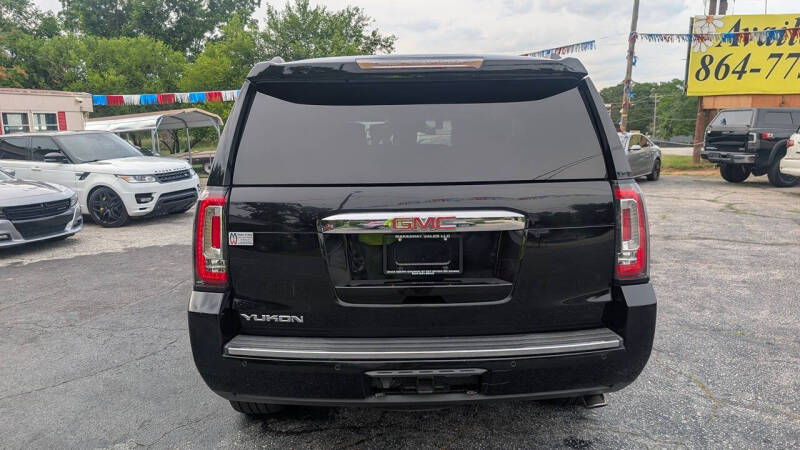 2017 GMC Yukon Denali