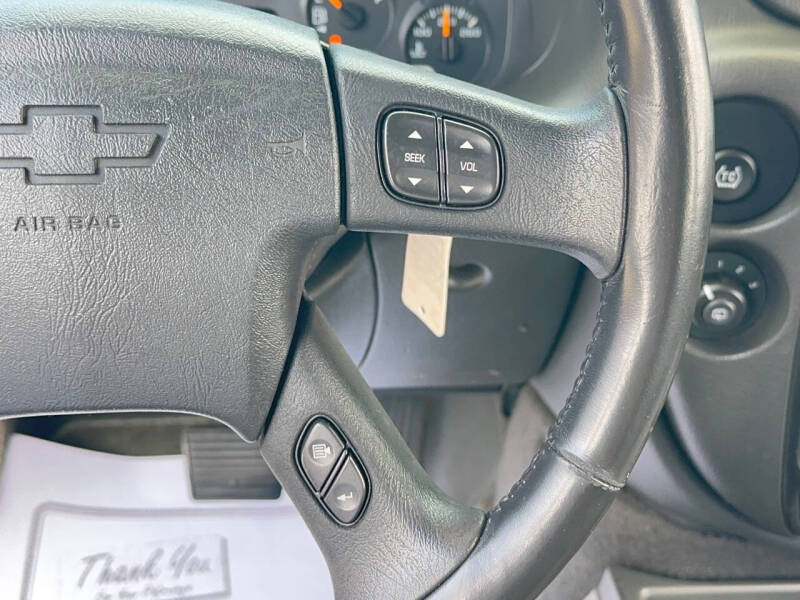 2004 Chevrolet TrailBlazer EXT LT