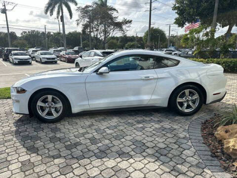 2023 Ford Mustang EcoBoost