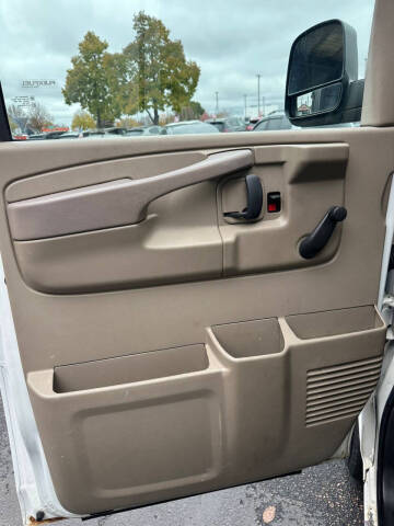 2013 Chevrolet Express 2500