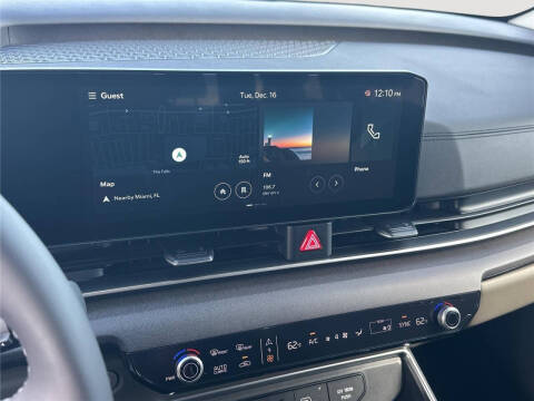 2026 Kia Carnival EX