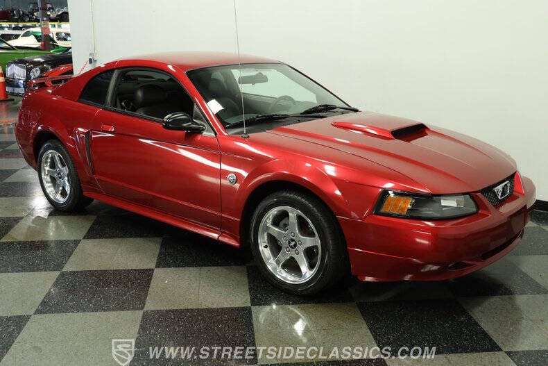 2004 Ford Mustang GT Deluxe