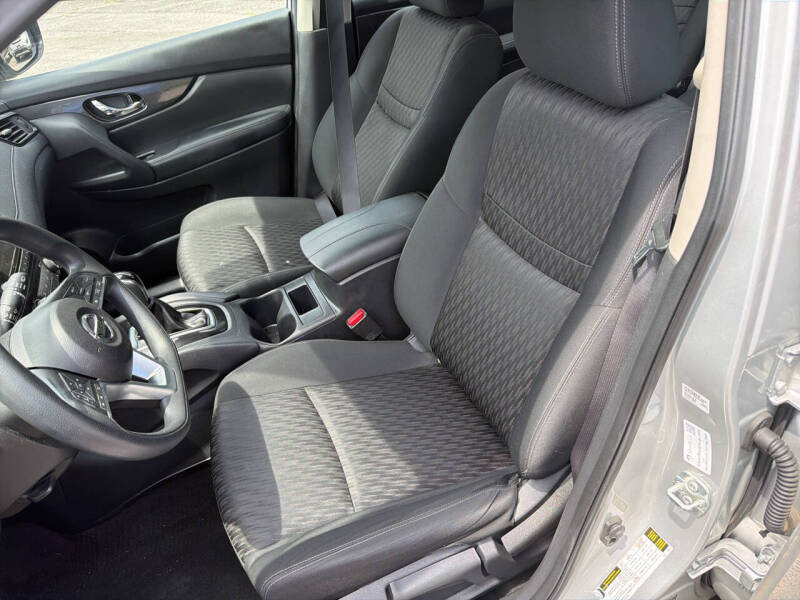 2017 Nissan Rogue S