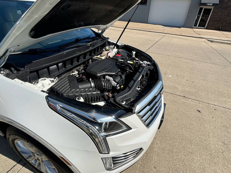 2018 Cadillac XT5 Base photo 21