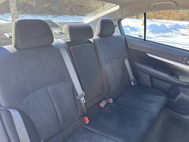 2014 Subaru Legacy 2.5i