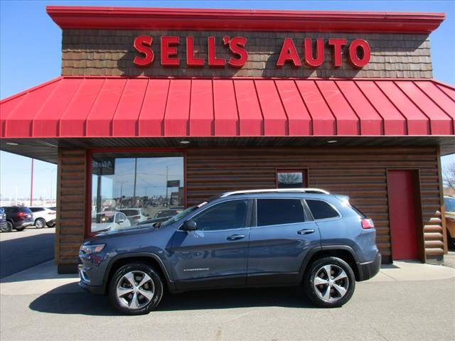 2013 Nissan Murano for sale at Sells Auto INC in Saint Cloud MN