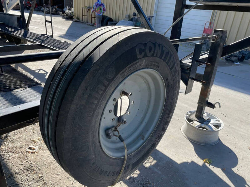 2017 Kaufman Trailers