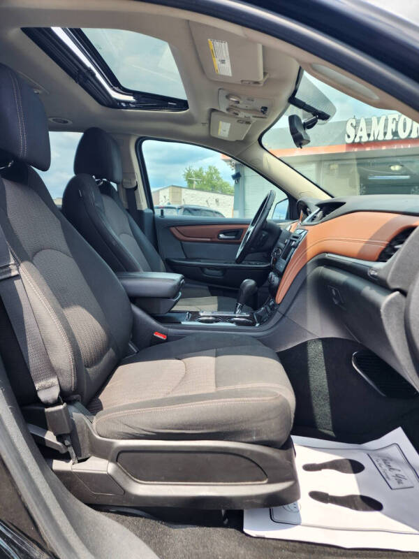 2017 Chevrolet Traverse LT