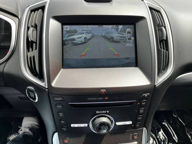 2016 Ford Edge Titanium