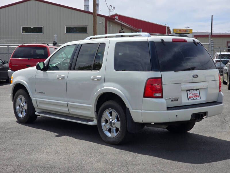 2004 Ford Explorer Limited