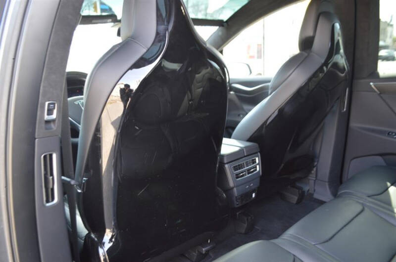 2017 Tesla Model X 90D