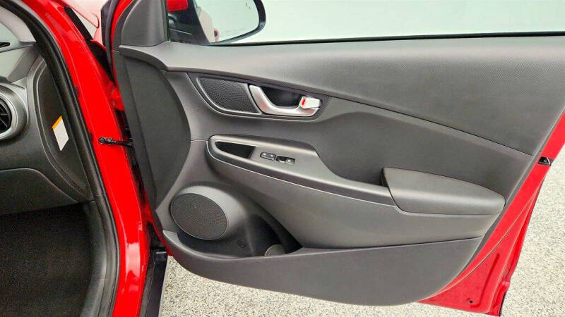 2022 Hyundai Kona Electric SEL