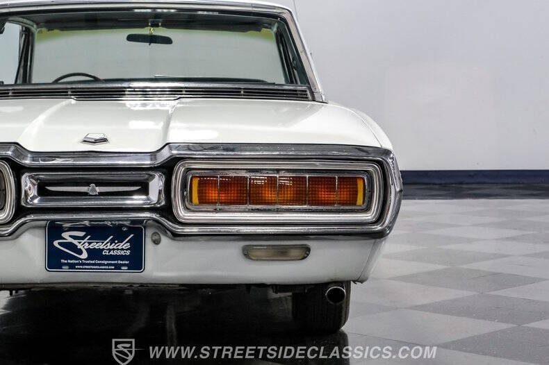 1965 Ford Thunderbird