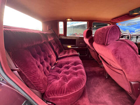 1990 Chrysler New Yorker