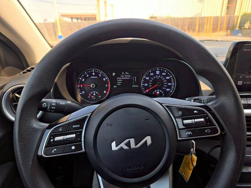 2023 Kia Forte LXS