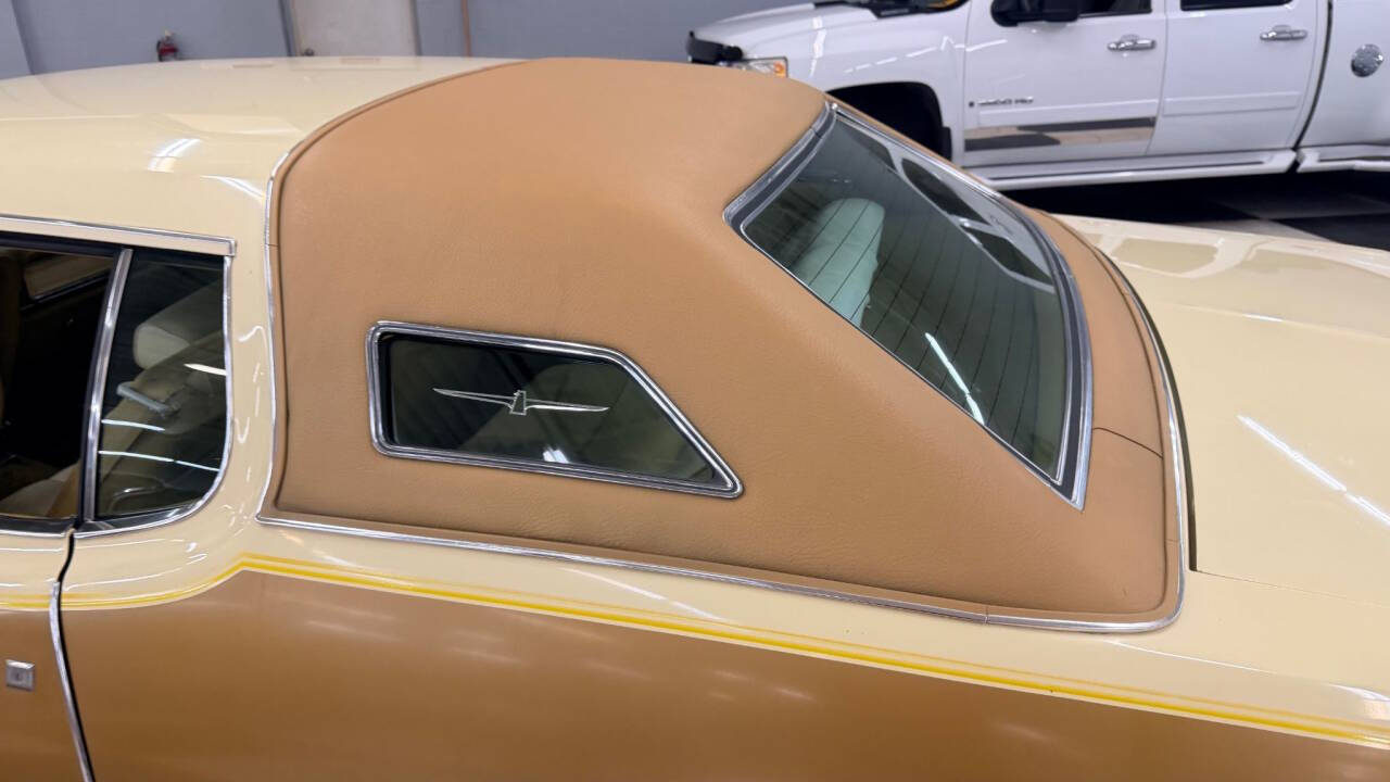 1976 Ford Thunderbird 41