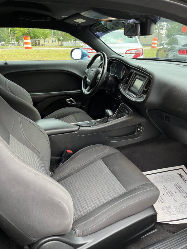 2017 Dodge Challenger R/T Plus