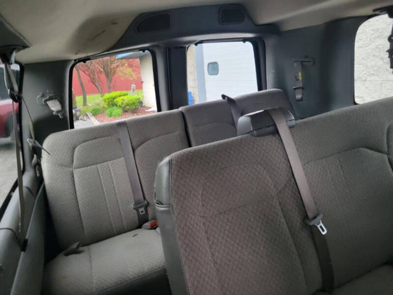 2017 Chevrolet Express LT 3500