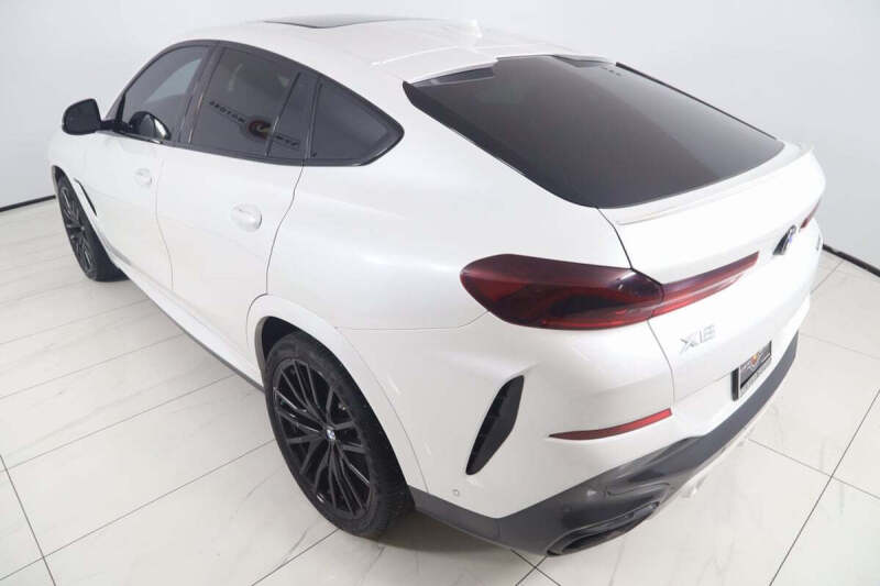 2022 BMW X6 xDrive40i