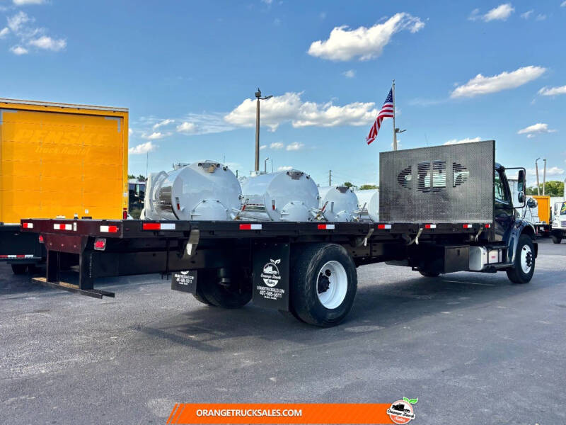 2019 Freightliner M2 106