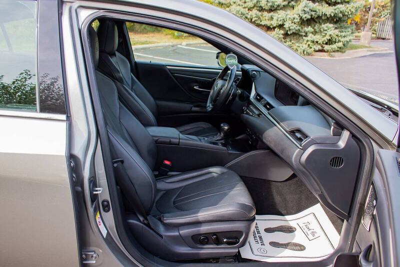 2019 Lexus ES 350 F SPORT