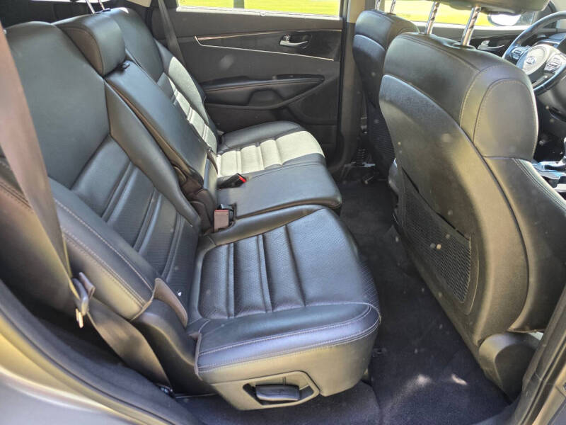 2018 Kia Sorento EX V6