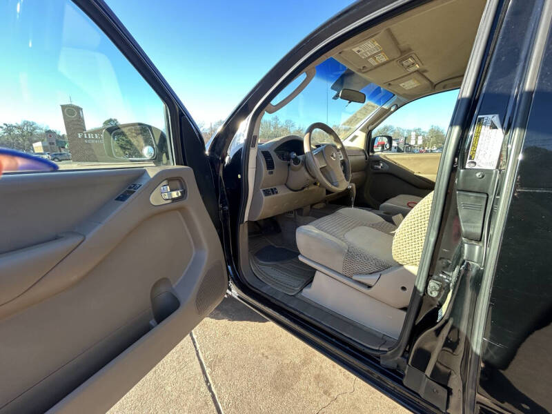 2007 Nissan Frontier LE