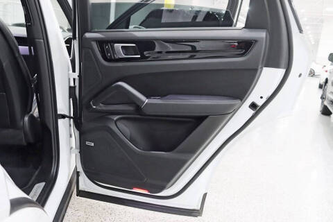 2022 Porsche Cayenne