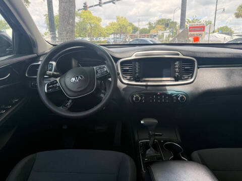 2019 Kia Sorento LX