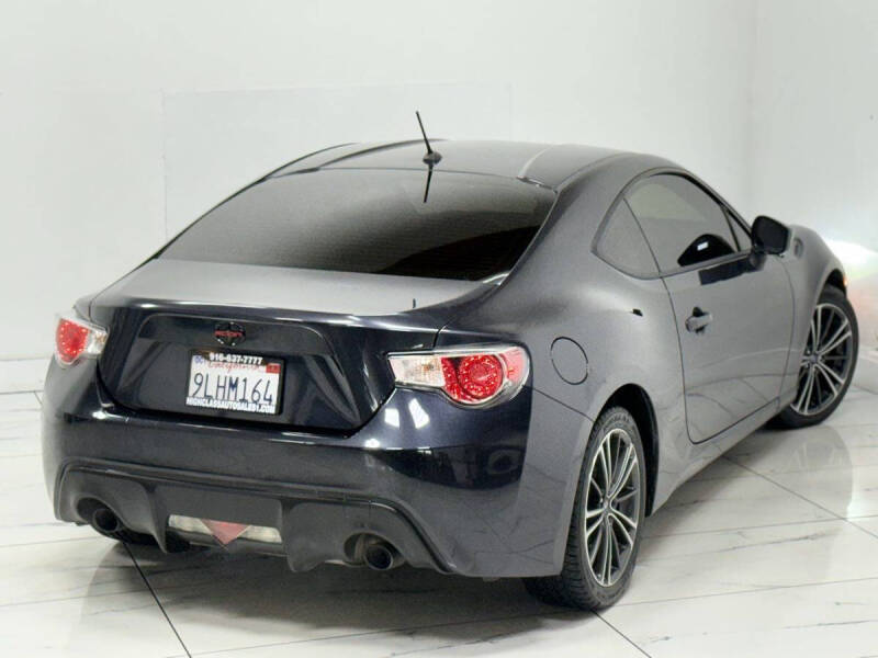 2013 Scion FR-S