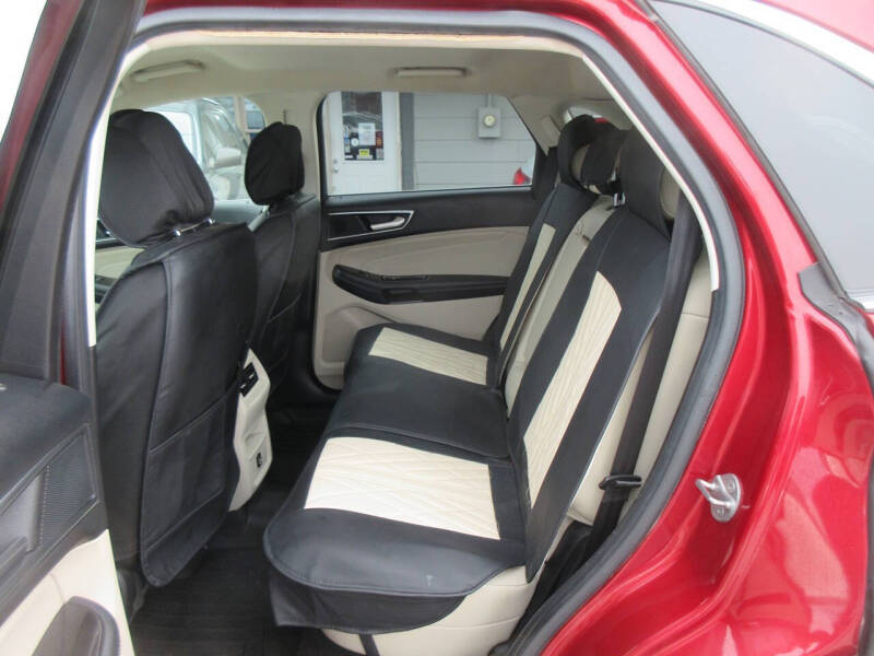 2017 Ford Edge Titanium