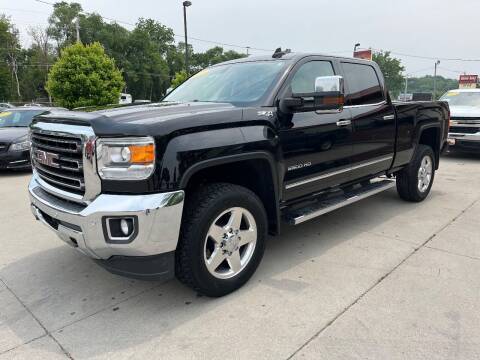 2015 GMC Sierra 2500HD for sale at Azteca Auto Sales LLC in Des Moines IA