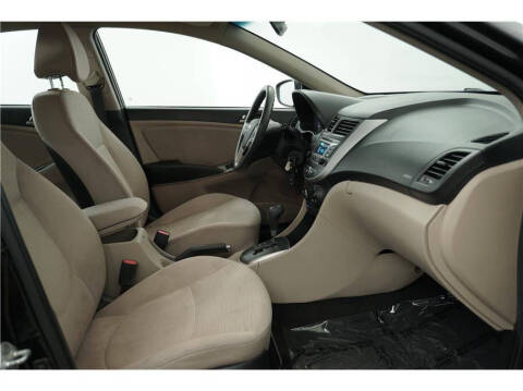 2017 Hyundai Accent Value Edition