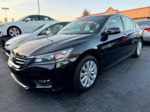 2015 Honda Accord for sale at AUTOWORLD in Chester VA