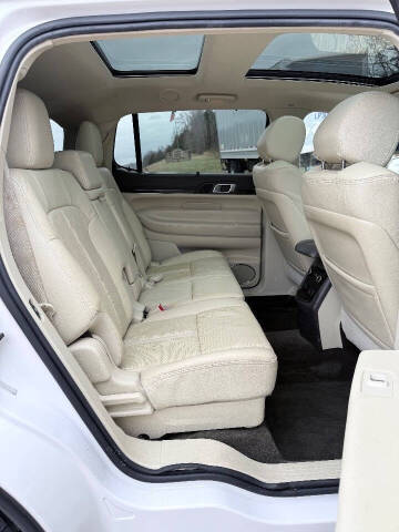 2014 Lincoln MKT Ecoboost