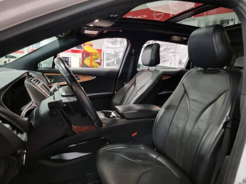 2020 Lincoln Nautilus Reserve