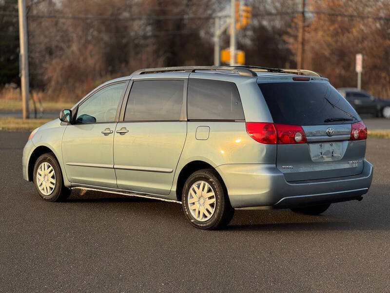 2006 Toyota Sienna CE 7 Passenger