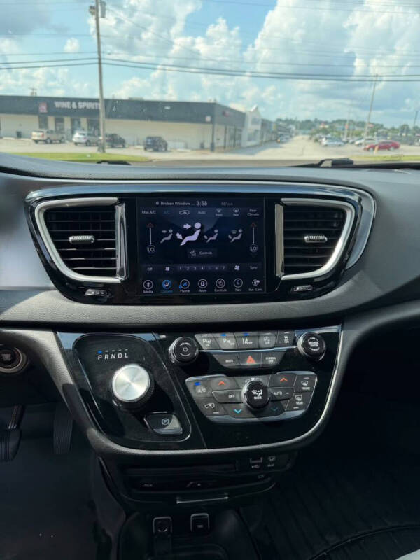 2020 Chrysler Pacifica Touring L Plus