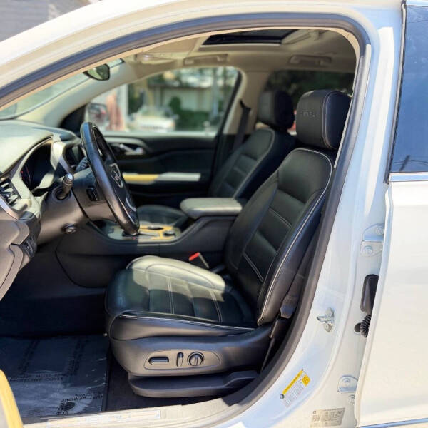 2018 GMC Acadia Denali