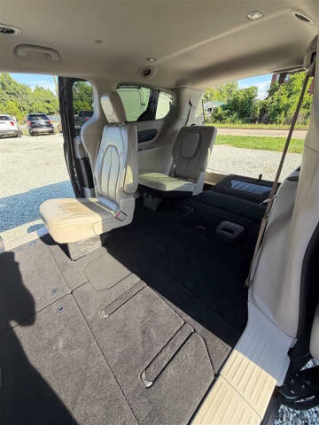 2021 Chrysler Pacifica Touring L