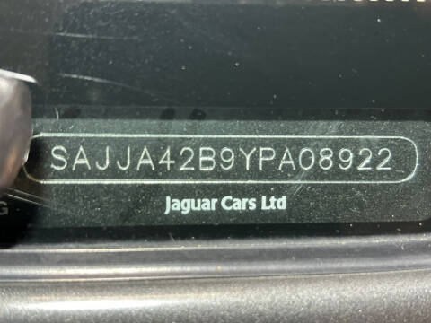 2000 Jaguar XKR