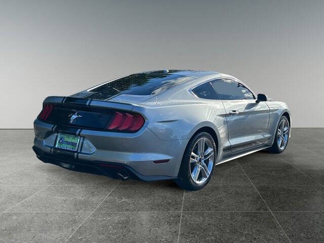 2020 Ford Mustang EcoBoost