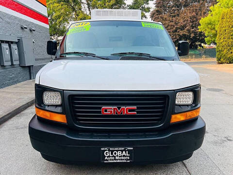 2017 GMC Savana 3500