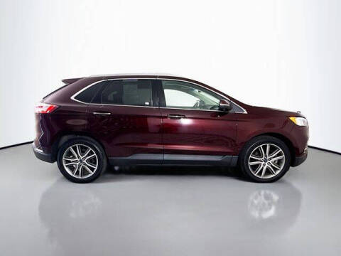 2020 Ford Edge Titanium