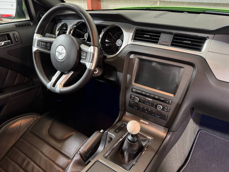 2014 Ford Mustang GT Premium