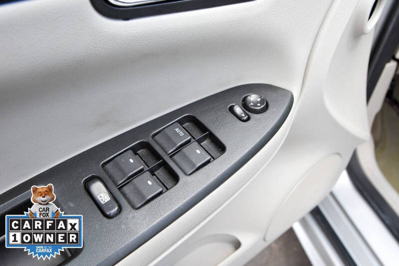 2011 Chevrolet Impala LS