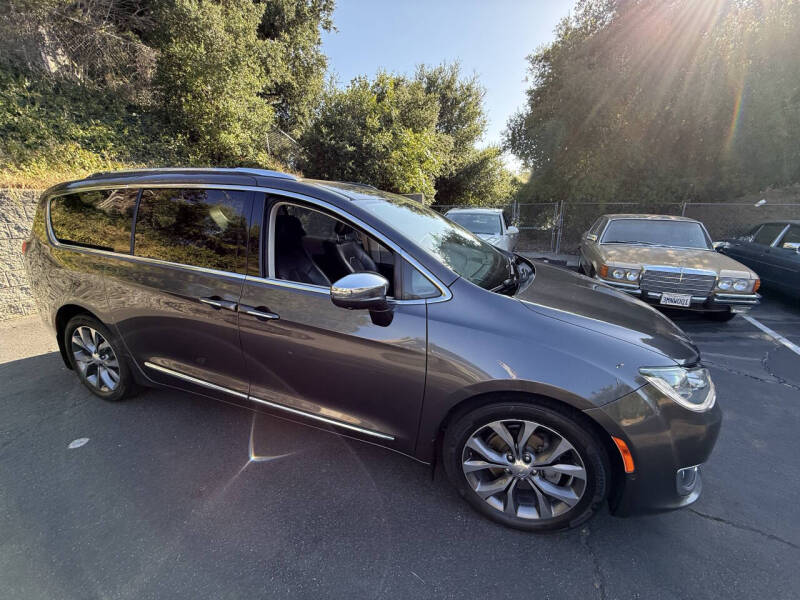 2017 Chrysler Pacifica Limited