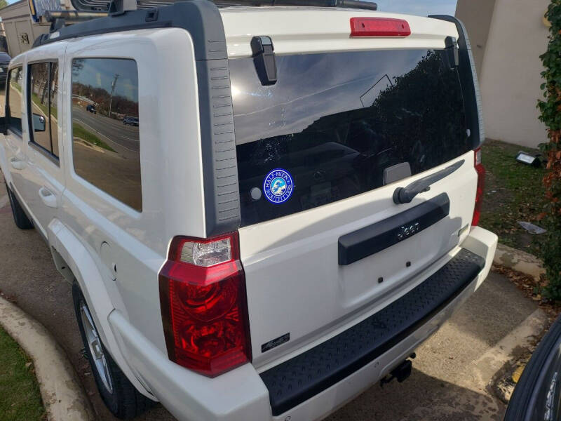 2007 Jeep Commander Sport