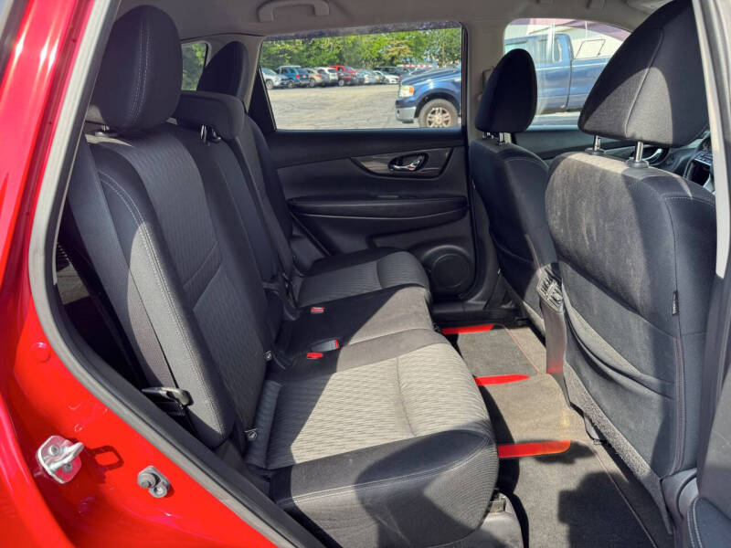 2017 Nissan Rogue SV